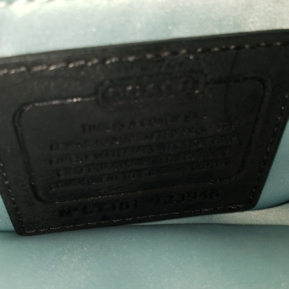 ❤️SOLD!❤️Coach shoulder purse !!! - Picture 4 of 12